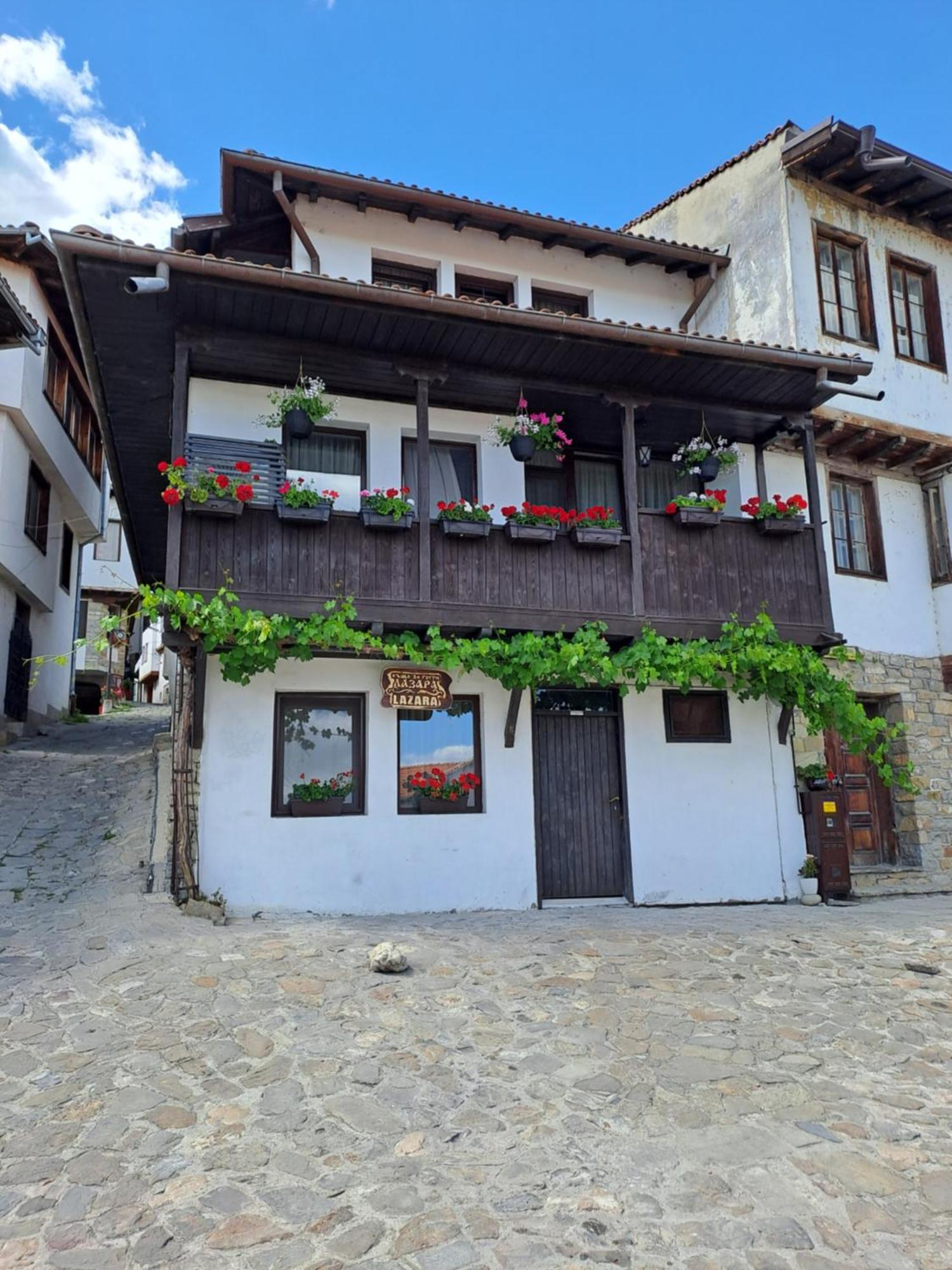 Guest House Lazara Veliko Tarnovo Eksteriør billede